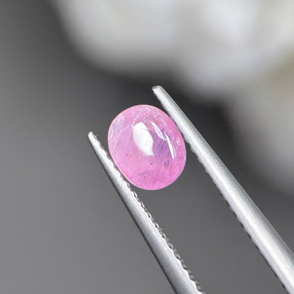 1,08ct Natural Pink Cacbochon Sapphire Viet Nam. No Treatment Sapphire Luc Yen.