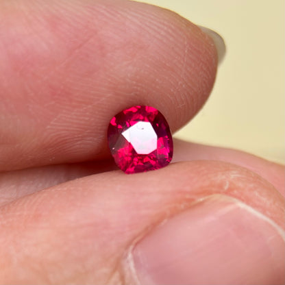 0.65 ct Natural Ruby Pigeon Blood Viet Nam. Cushion Shape. No treatment.