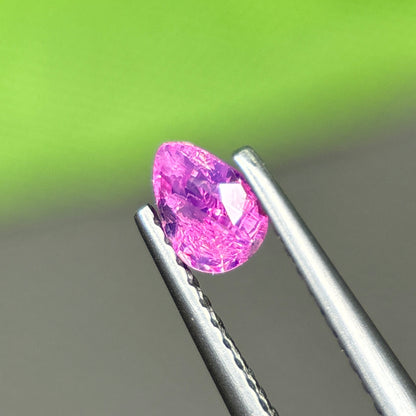 0,43ct Natural Pink Milky Sapphire Vietnam. Pear Shape. No Treatment Milky Sapphire Luc Yen.