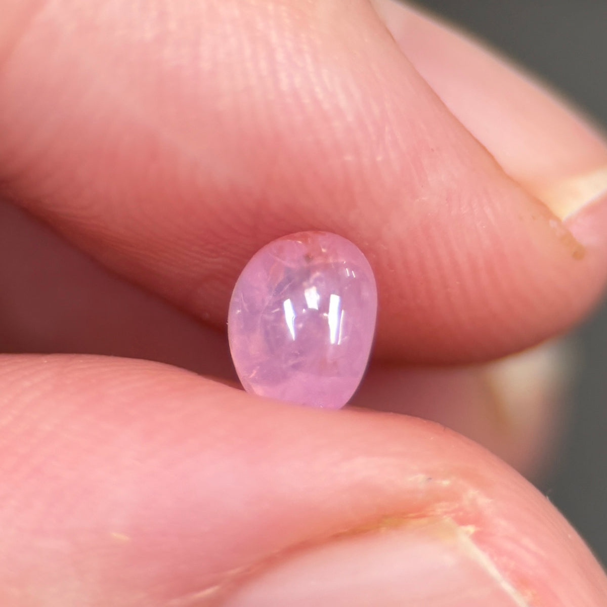 0,97ct Natural Pink Cacbochon Sapphire Viet Nam. No Treatment Sapphire Luc Yen.