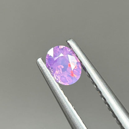 0,36ct Natural Pinkish Purple Milky Sapphire Vietnam. Oval Shape. No Treatment Milky Sapphire Luc Yen.