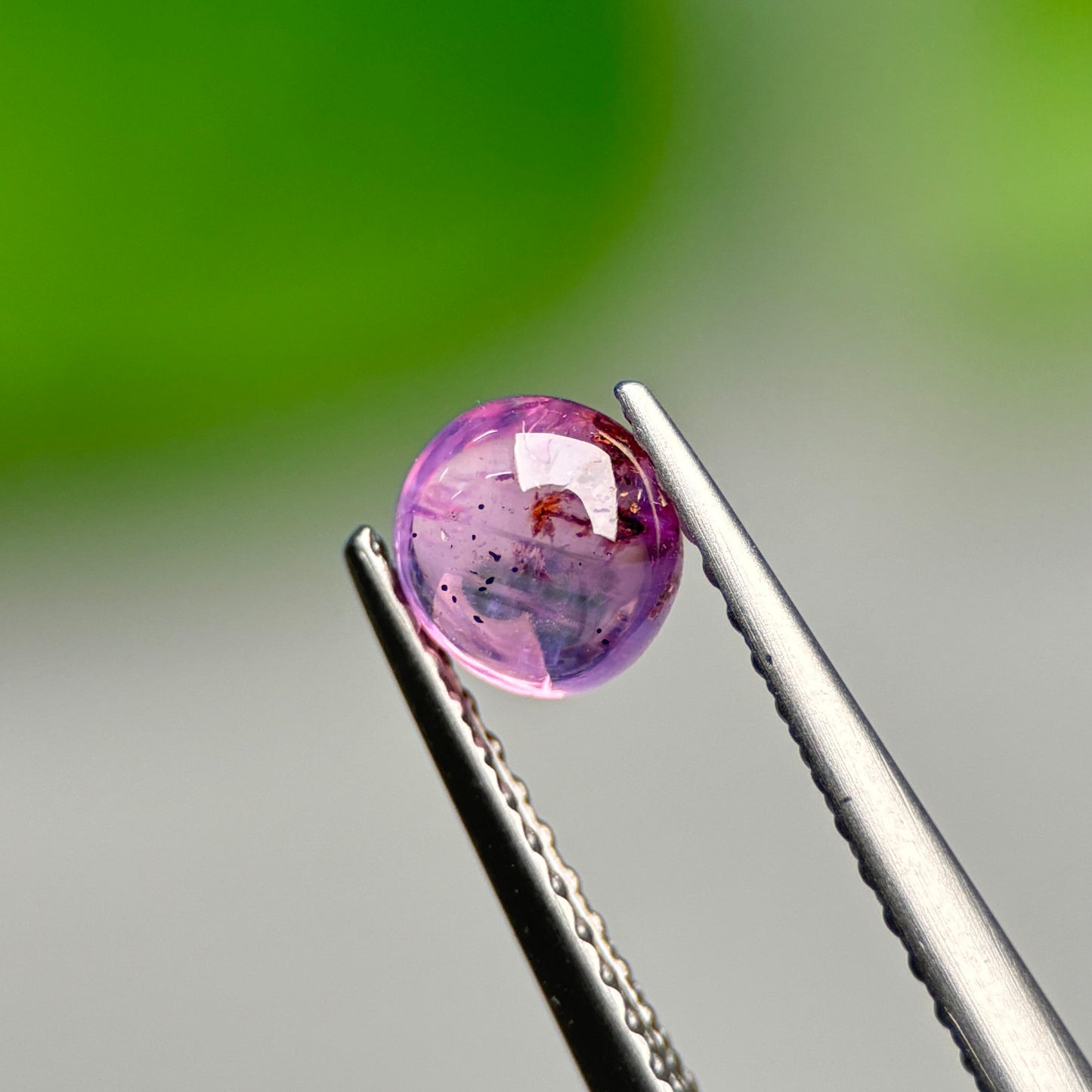 0.68ct Natural Pinkish Purple Cacbochon Sapphire Viet Nam. No treatment Sapphire Luc Yen.
