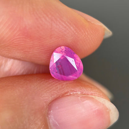 0.84ct Natural Milky Padparadscha Sapphire Vietnam