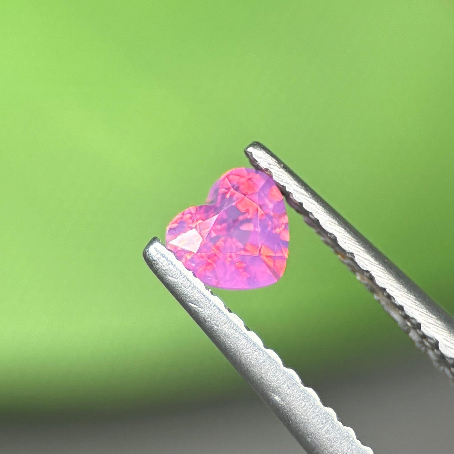 0,34 Natural Pink Milky Sapphire Vietnam. Heart Shape. No Treatment Milky Sapphire Luc Yen.