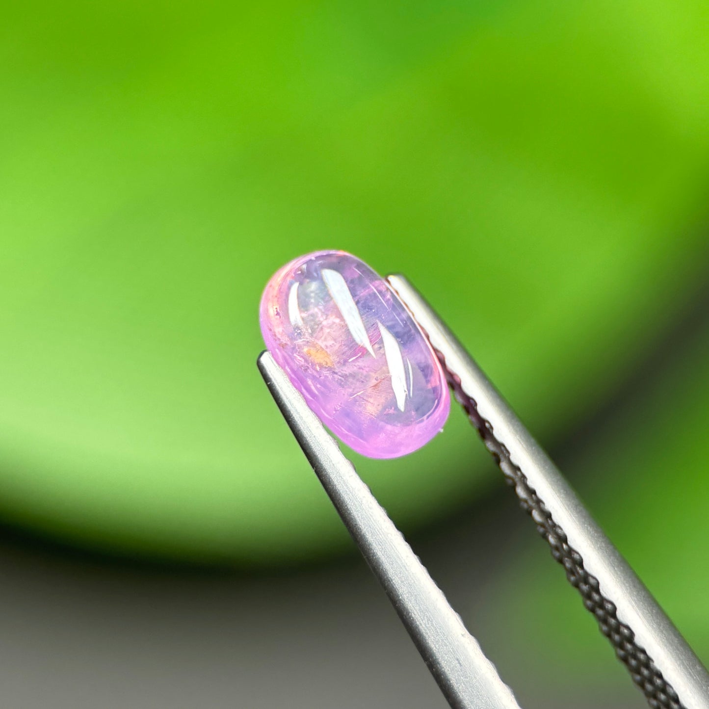 0.95ct Natural Pink Cacbochon Sapphire Viet Nam. No treatment.