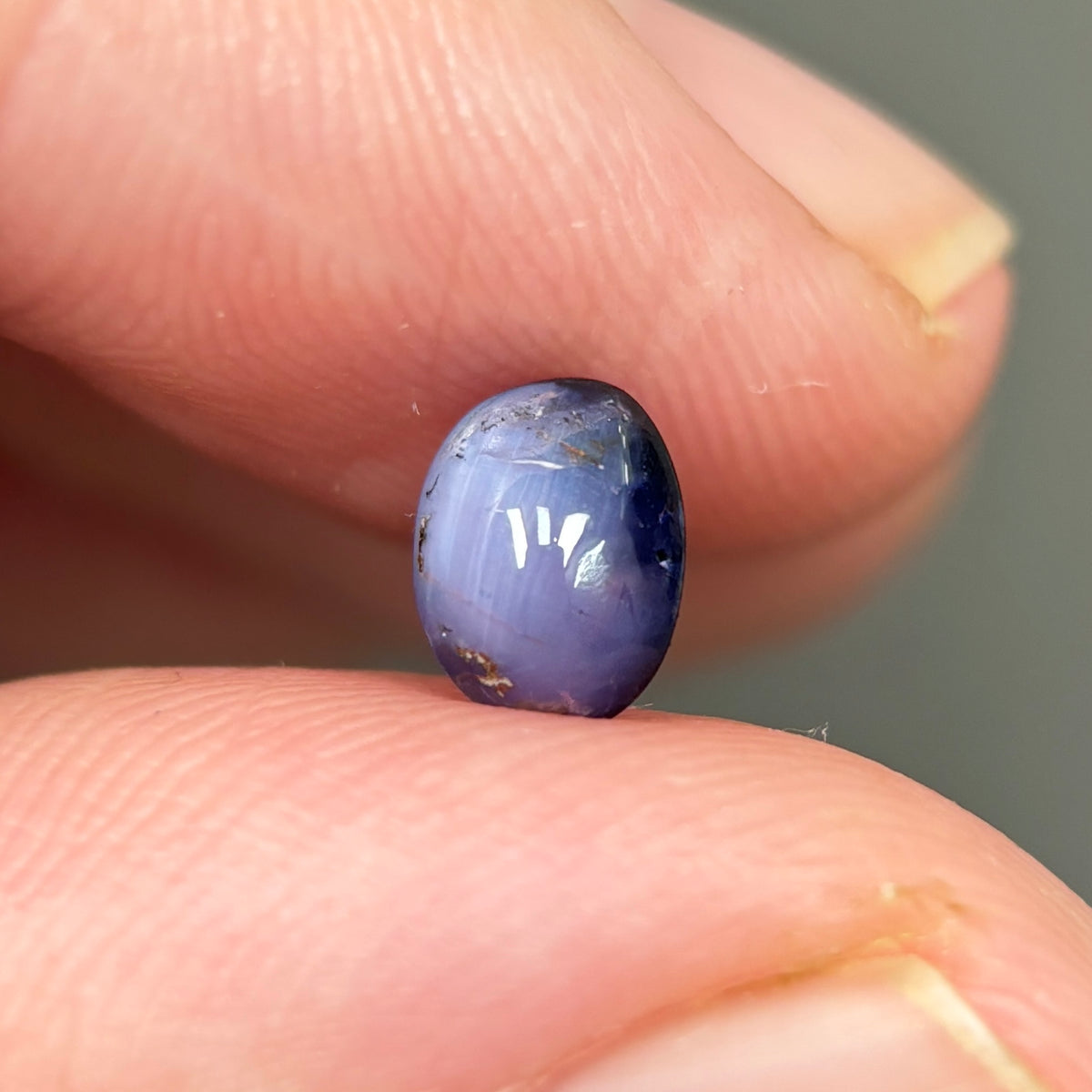 1,22ct Natural Blue Milky Cacbochon Sapphire Viet Nam. No Treatment Sapphire Luc Yen.