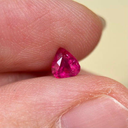 0.45 ct Natural Ruby Viet Nam. Pear Shape. No treatment.