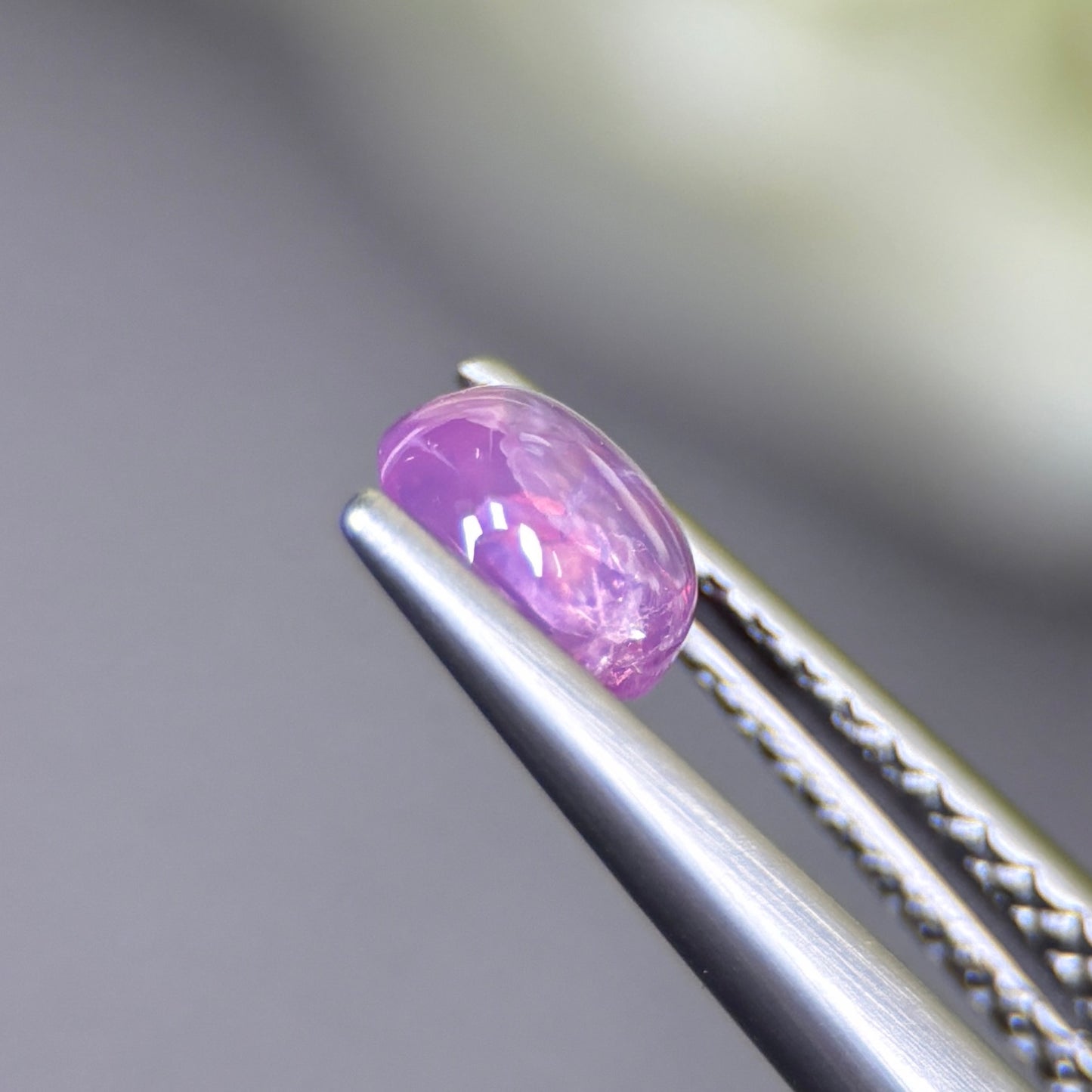 0.59ct Natural Purplish Pink Cacbochon Sapphire Viet Nam. No treatment.