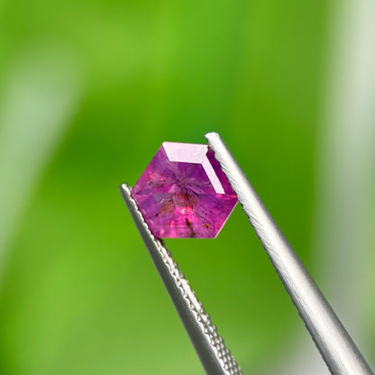 1,16ct Natural Pink Milky Sapphire Vietnam. Freeform. No Treatment Milky Sapphire Luc Yen.