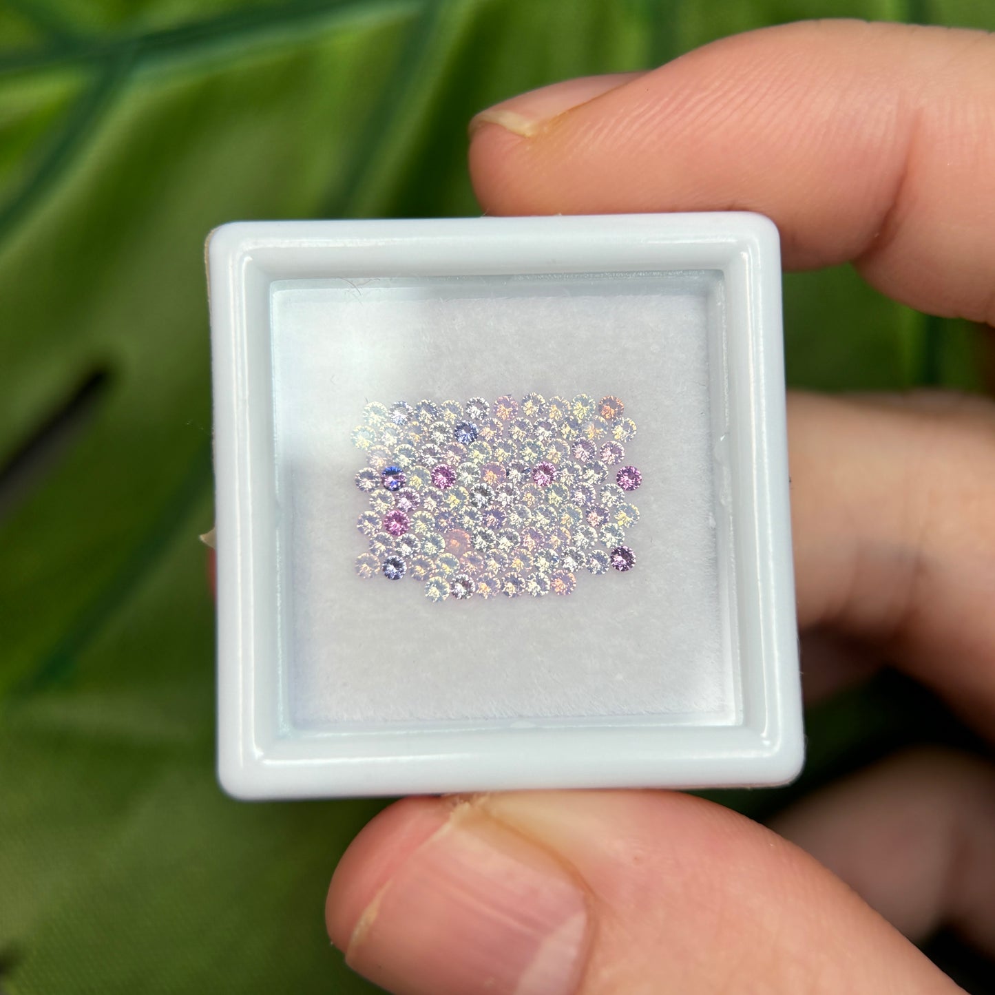 1,0ct/90Pcs Natural Sapphire Vietnam, Round Shape, AB Quality, No Treatment Sapphire Luc Yen.