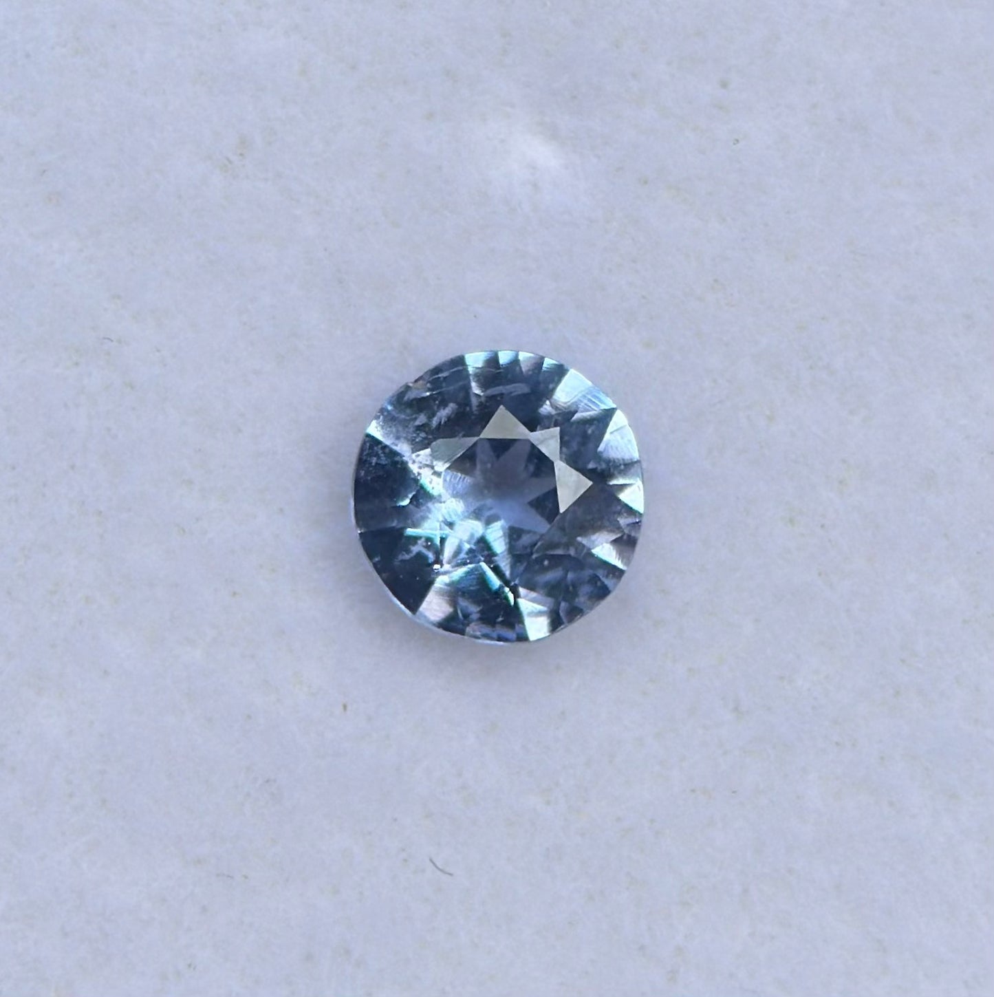 0.35 ct Natural Blue Spinel Vietnam. Round Shape. No Treatment.