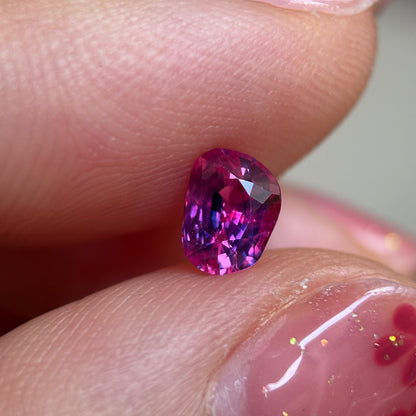 0.77ct Natural Purlish Pink Milky Sapphire Vietnam