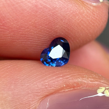 0.37ct Natural Blue Sapphire Vietnam