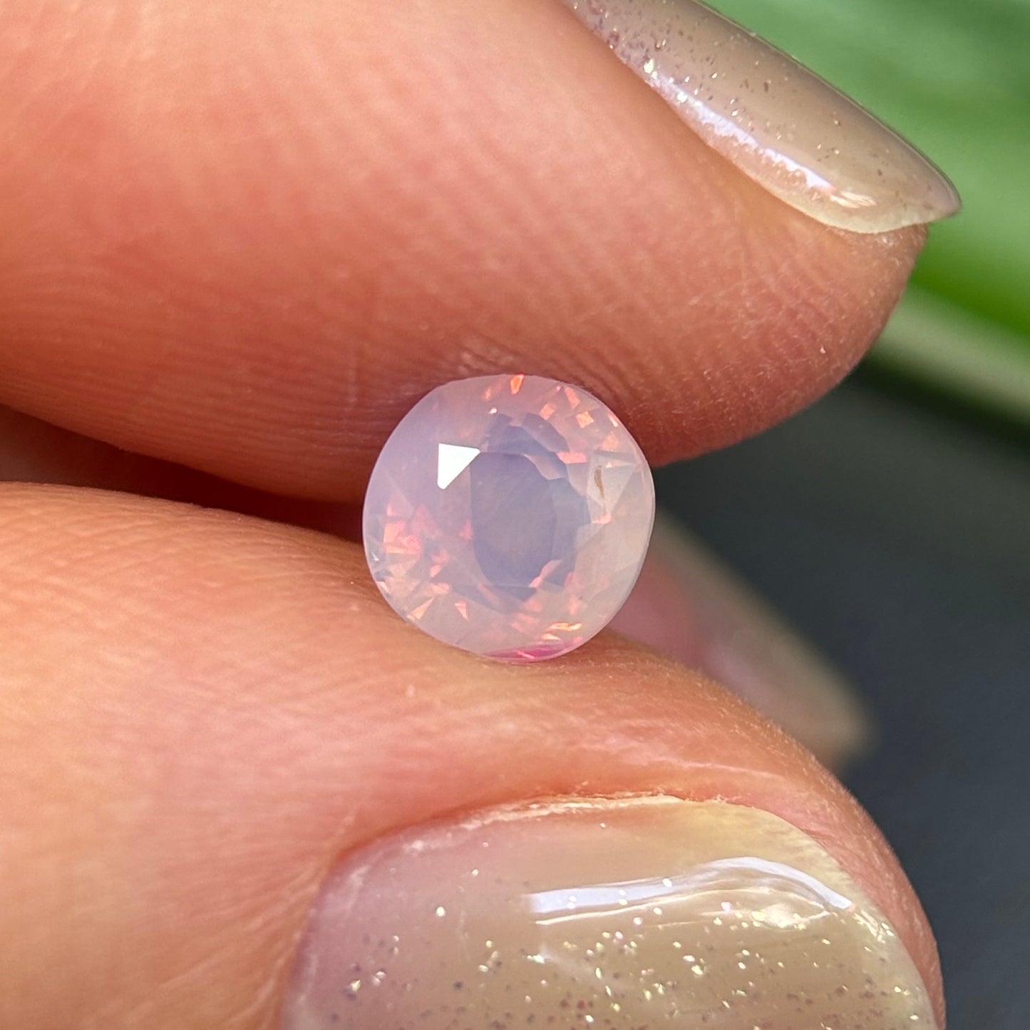 0.96ct Natural White Milky Sapphire Vietnam