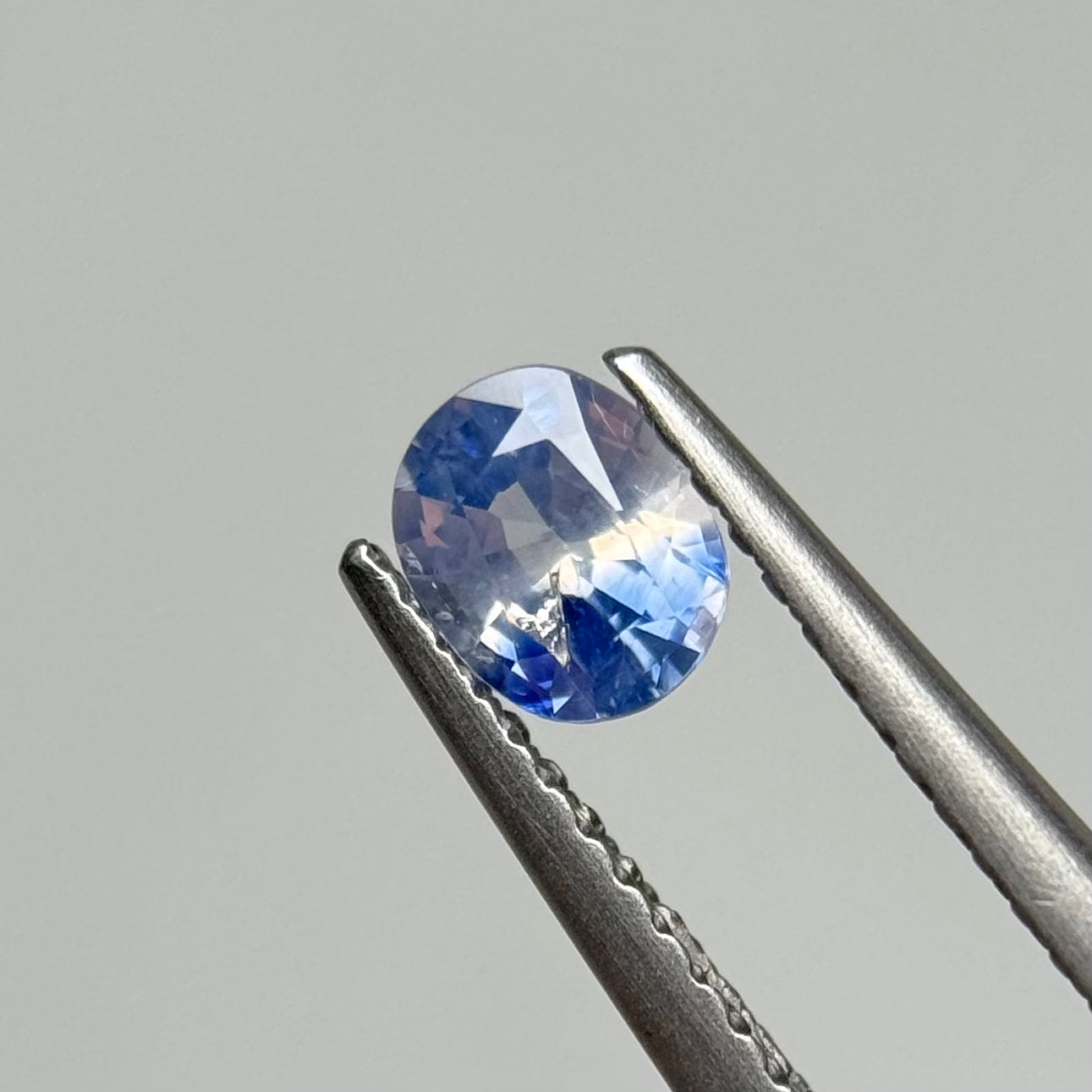 0.51ct Natural Bluish White Milky Sapphire Vietnam
