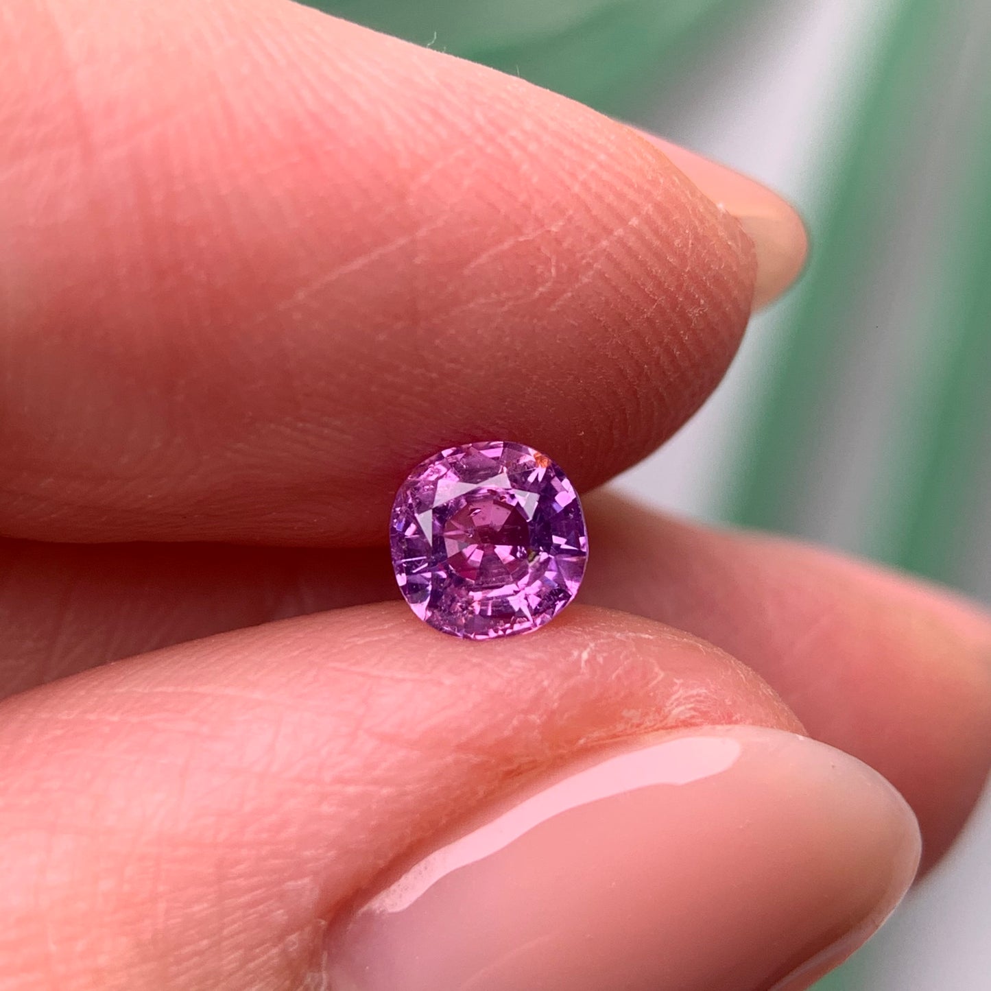 0.59ct Natural Purple Sapphire Vietnam