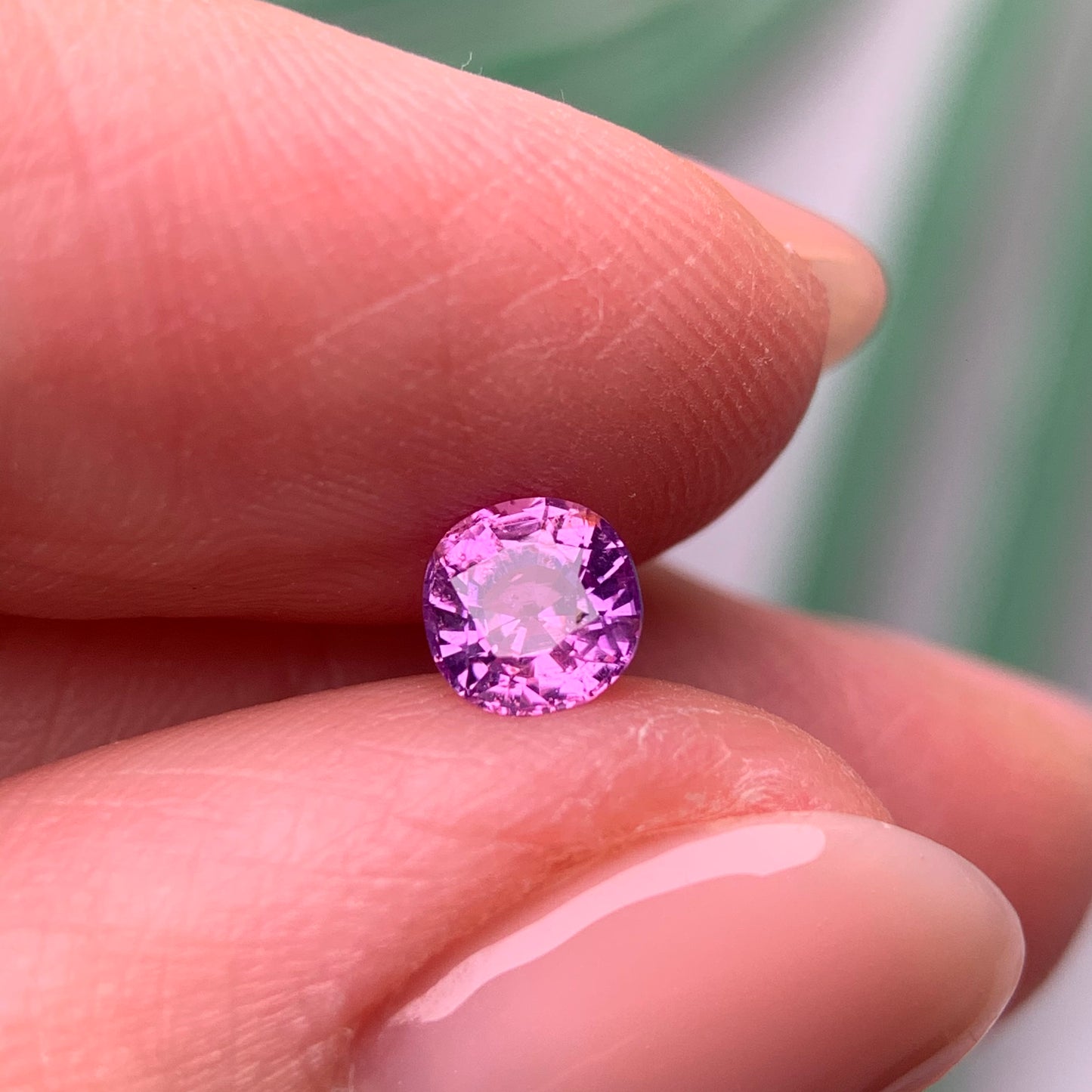 0.59ct Natural Purple Sapphire Vietnam