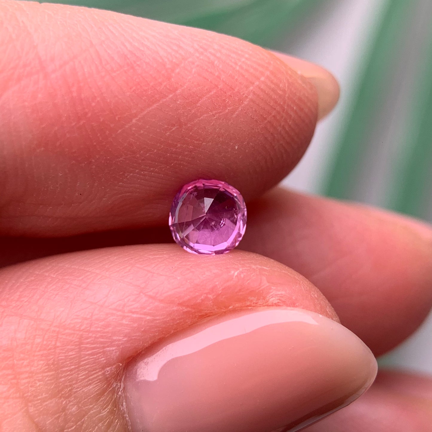 0.59ct Natural Purple Sapphire Vietnam