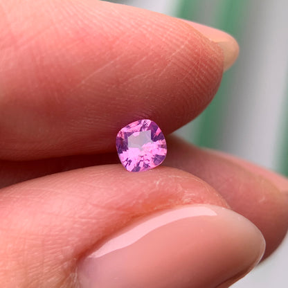 0.32ct Natural Lite Purplish Pink Sapphire Vietnam