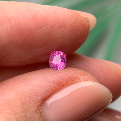 0.36ct Natural Pink Sapphire Vietnam