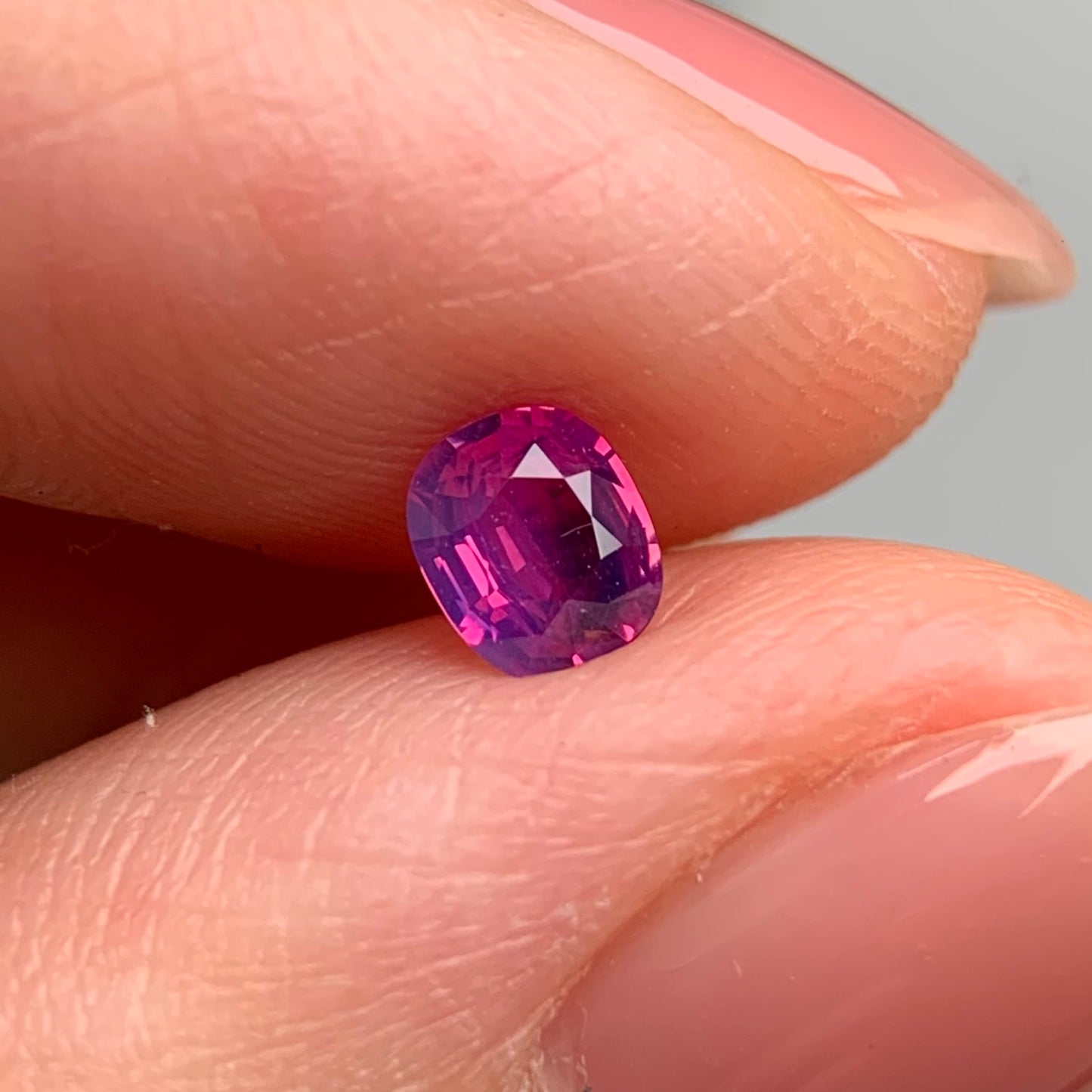0.37ct Natural Pink Sapphire Vietnam