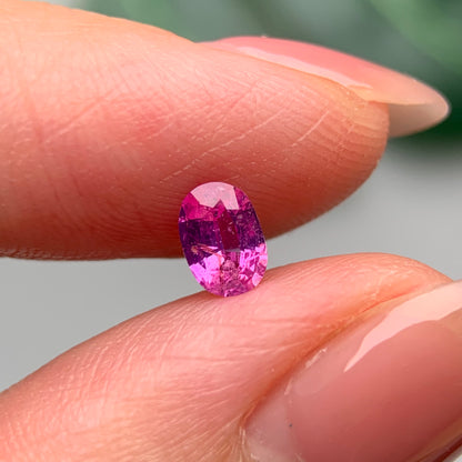 0.49ct Natural Pink Sapphire Vietnam