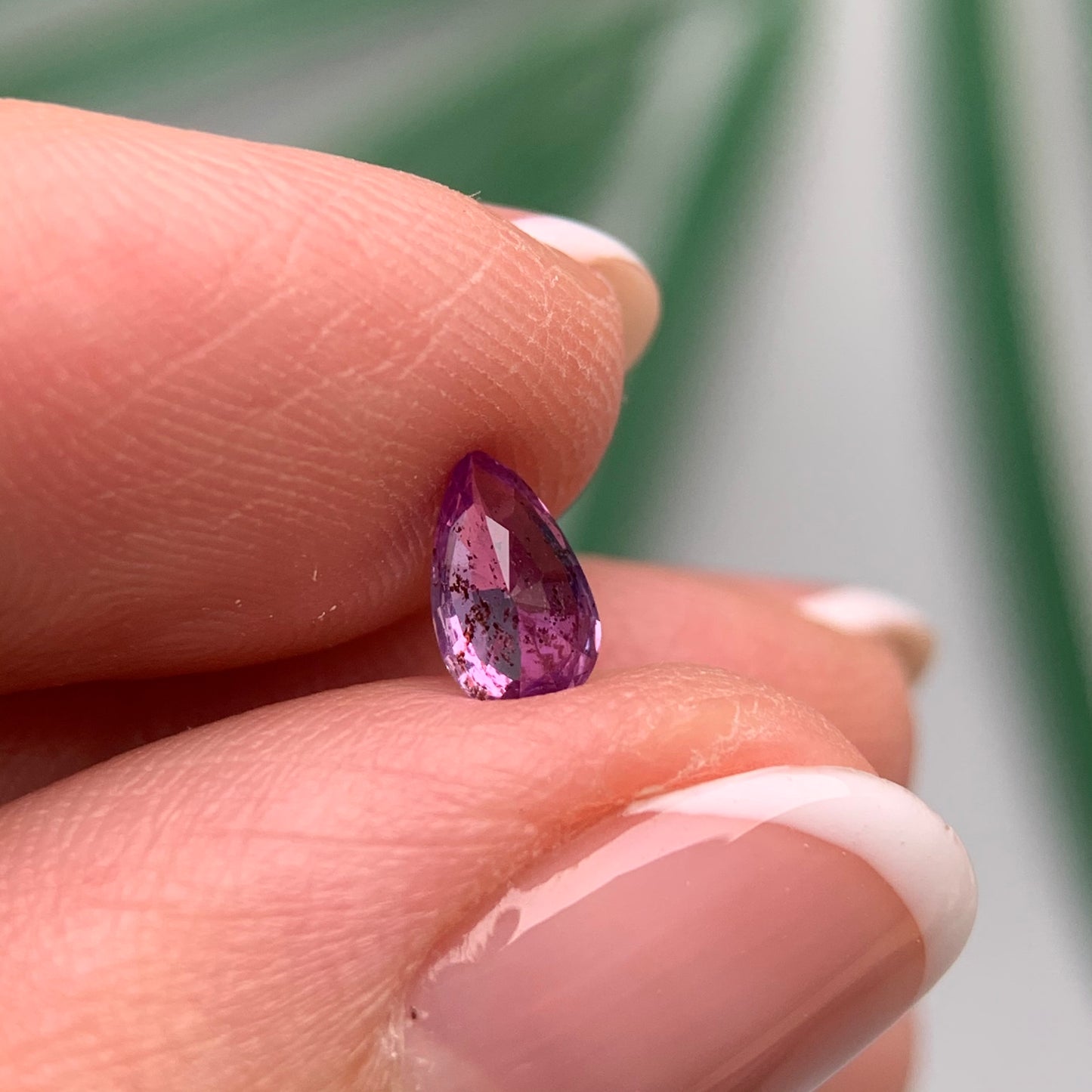 0.61ct Natural Purple Sapphire Vietnam