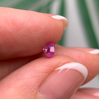 0.41ct Natural Milky Pinkish Purple Sapphire Vietnam