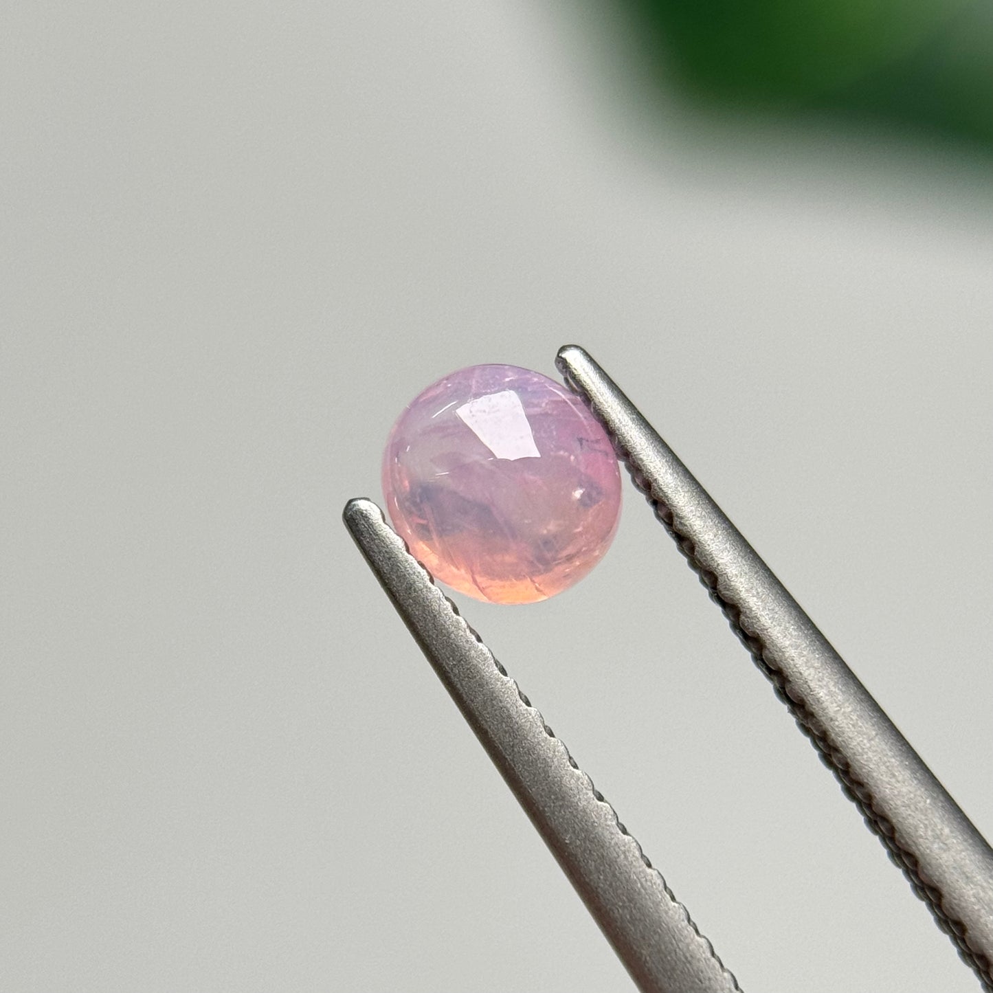 0.95ct Natural Pink Sapphire Vietnam.