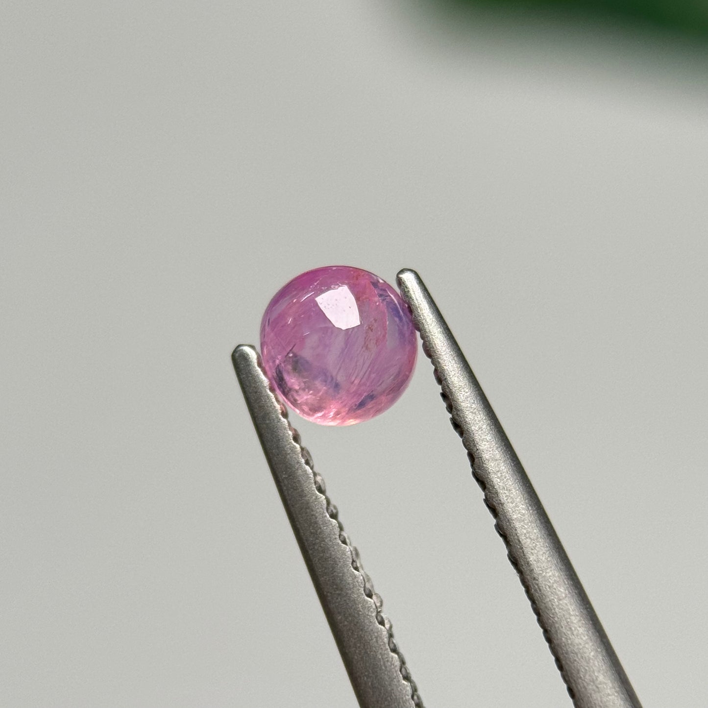 0.71ct Natural Pink Sapphire Vietnam.