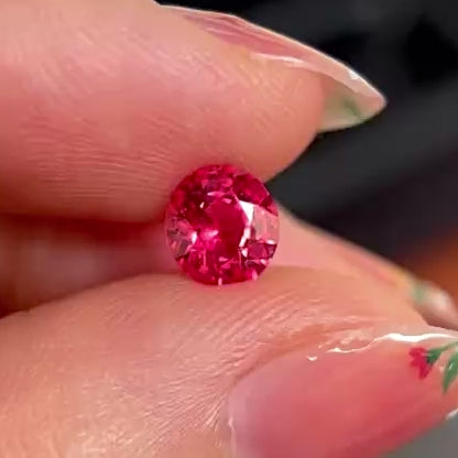 0.88ct Natural Red Spinel Vietnam
