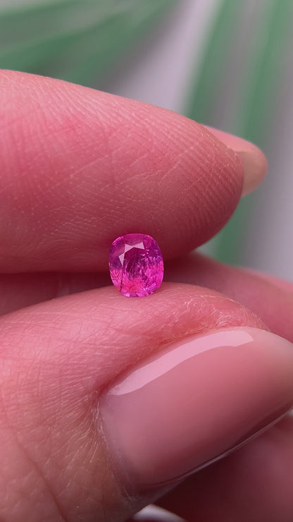 0.34ct Natural Pink Sapphire Vietnam