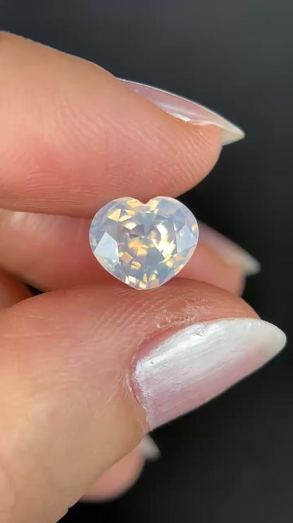 2.20ct Natural Milky White Sapphire Vietnam SELECTED 💰: 3,xxx USD